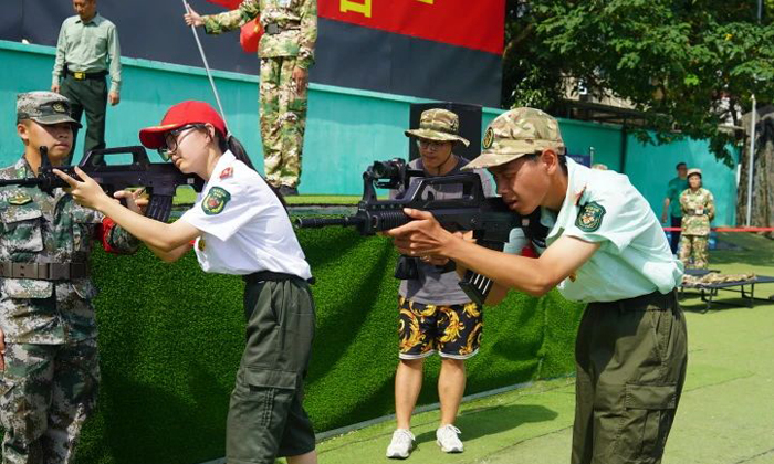 上海西點軍事夏令營