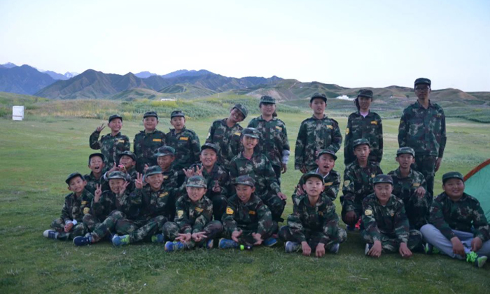 新疆軍事夏令營