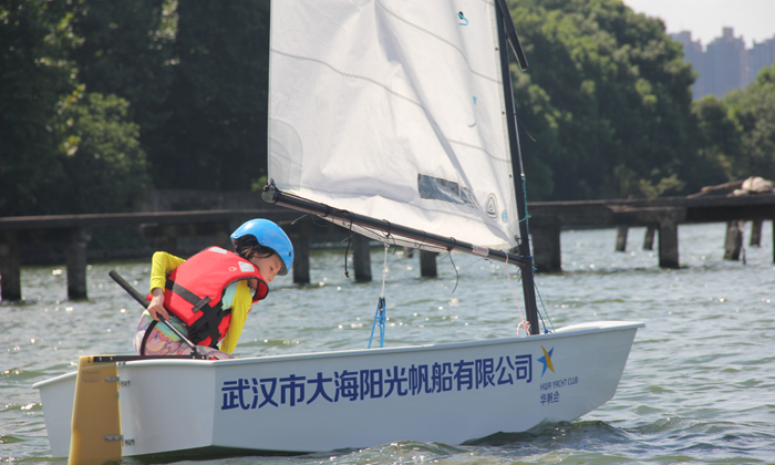 大海陽光夏令營(yíng)