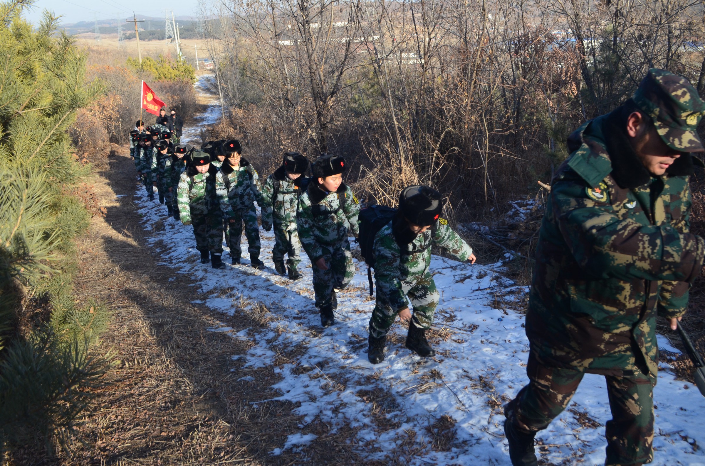 童年時(shí)光軍事夏令營.jpg