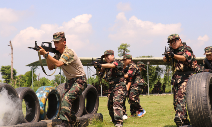 廣西亮劍軍旅軍事夏令營