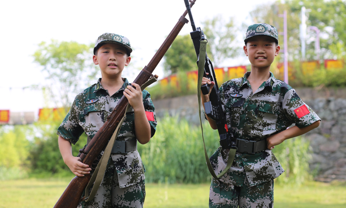 超級(jí)軍營軍事夏令營