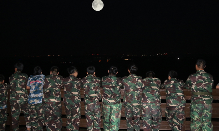 中國青少年軍事冬令營