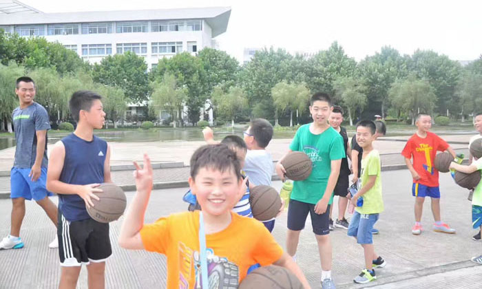 大家都很開心