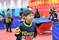 中小學(xué)生參加乒乓球夏令營有哪些好處？