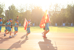 乒乓球夏令營攜手神秘世界冠軍指導(dǎo)訓(xùn)練