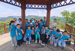 登上頂峰