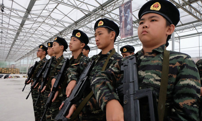 青島軍事夏令營(yíng)
