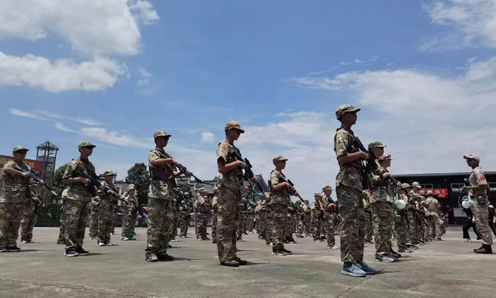 小戰(zhàn)神特訓(xùn)軍事夏令營營地