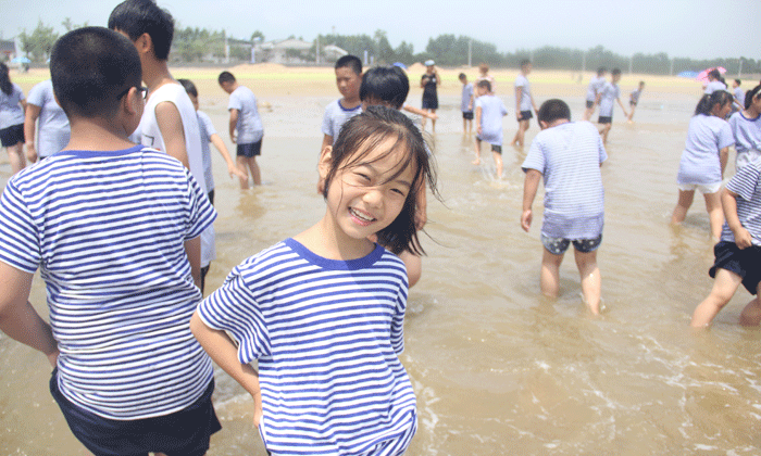 青島軍事夏令營報(bào)名多少錢