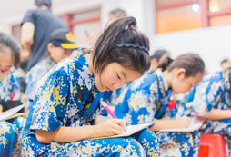 參加青島夏令營去哪里好？