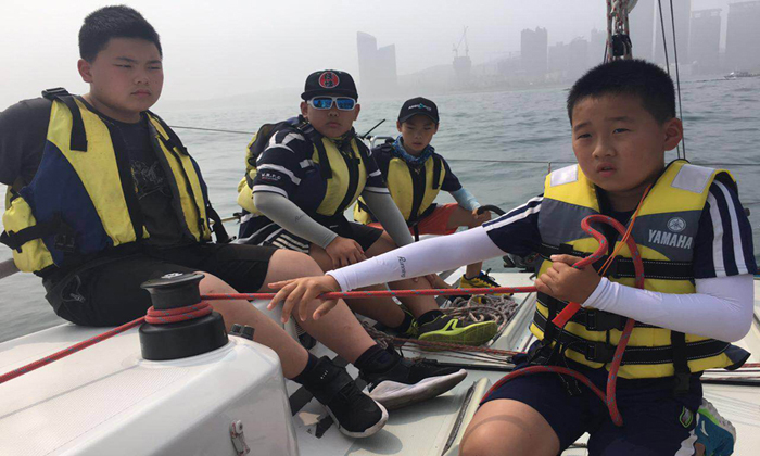 青島暑假夏令營是中小學(xué)生暑期的不二選擇.jpg
