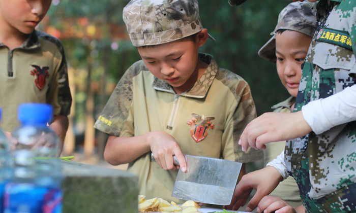 青海軍事夏令營(yíng)有什么招生條件