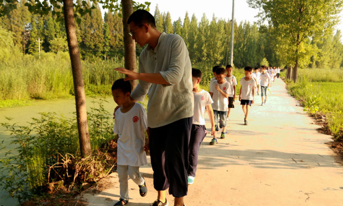 青海小學(xué)生夏令營(yíng).jpg