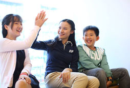 青少年英語夏令營提升學習的自信心