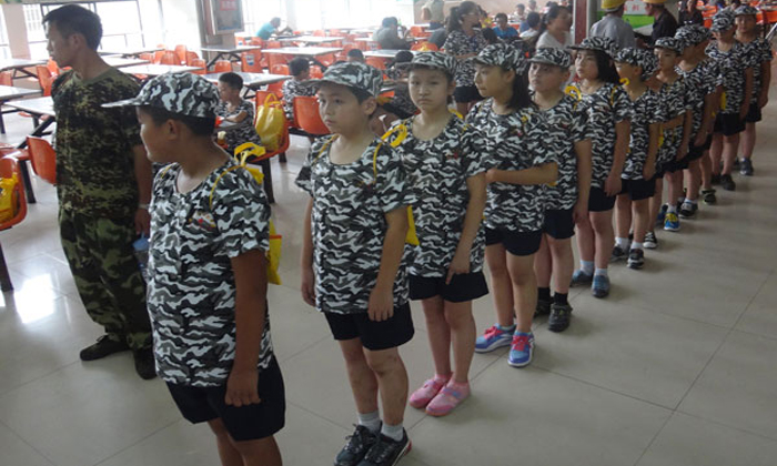 青少年軍事夏令營價(jià)格一覽表