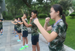 參加清遠(yuǎn)兒童夏令營給孩子一次刻骨銘心的成長之旅