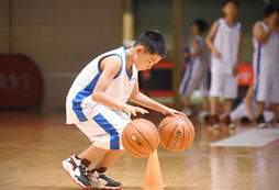 參加秦嶺青少年暑假夏令營享受籃球盛宴