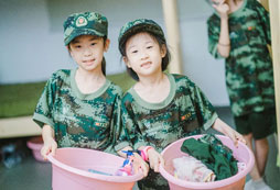 報(bào)名泉州軍事夏令營哪個(gè)機(jī)構(gòu)比較好？