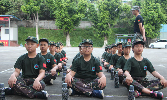泉州軍事夏令營哪個機構(gòu)好