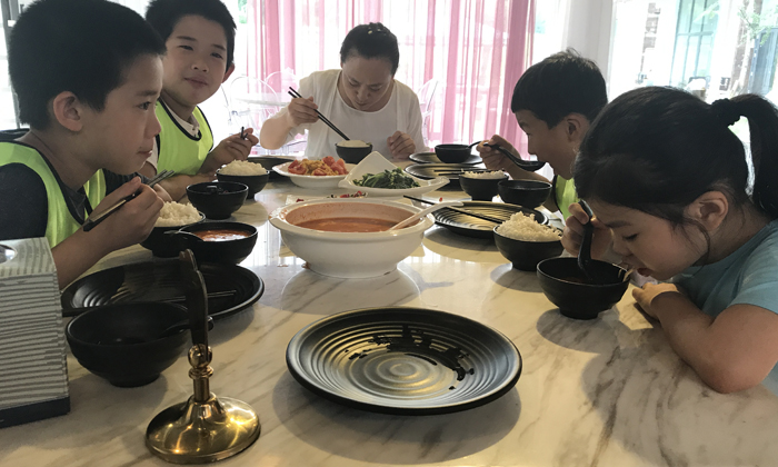 群英馬術夏令營聚餐