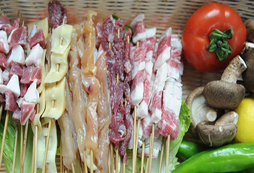 穿烤串！