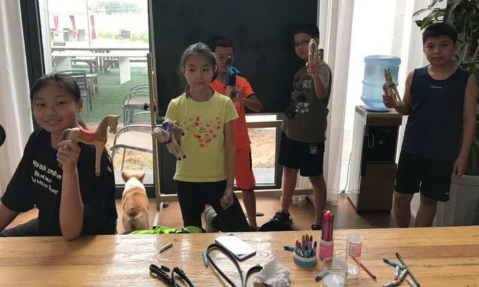 一起繪畫出自己理想中的馬兒