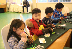 進(jìn)行創(chuàng)作