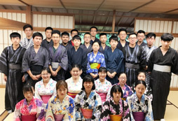 孩子參加美國(guó)海外生活課堂需要攜帶哪些物品