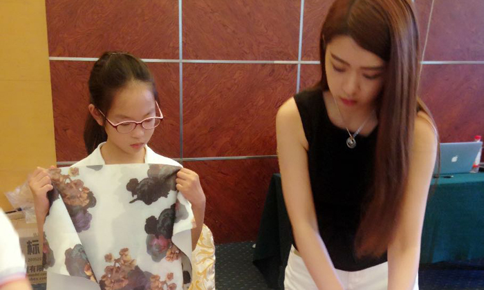 參加美國親子游學夏令營與孩子深度交流