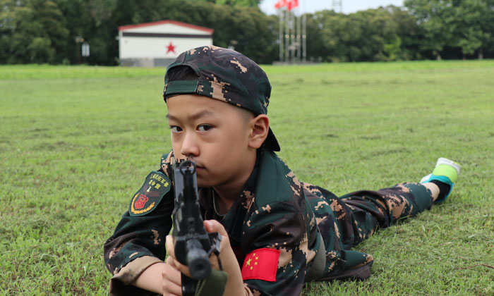 臥倒射擊