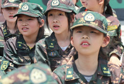 上海戎拓軍事訓(xùn)練營培養(yǎng)孩子勞動習(xí)慣