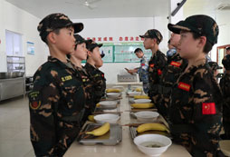 參加戎拓軍事夏令營(yíng)對(duì)孩子有哪些影響？