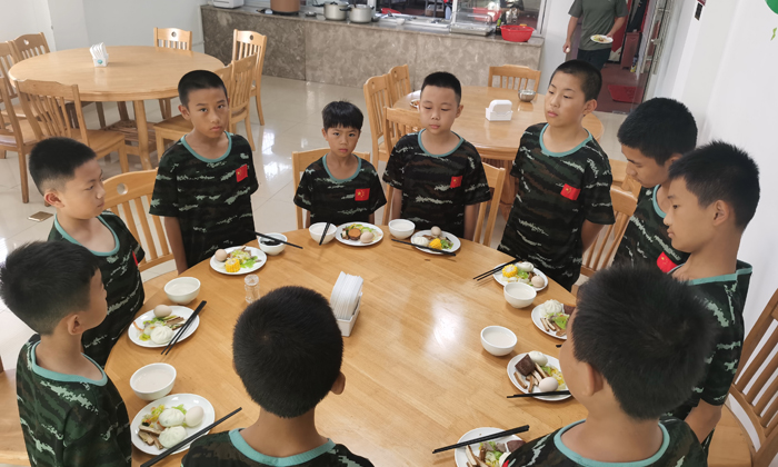 準(zhǔn)備開飯