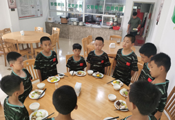 準(zhǔn)備開(kāi)飯