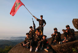 戎征夏訓(xùn)夏令營的師資隊伍