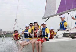 參加三亞帆船夏令營