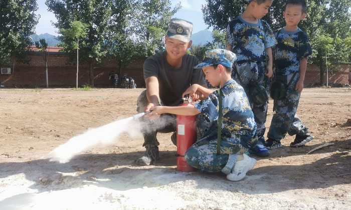 陜西軍訓(xùn)營(yíng)多少錢