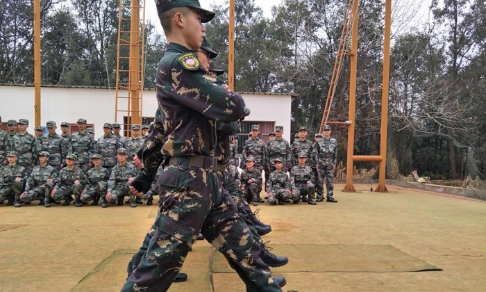 山東煙臺(tái)有軍訓(xùn)夏令營