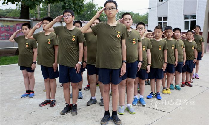 上海軍訓(xùn)夏令營