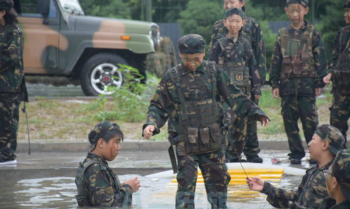 上海軍事夏令營(yíng)要花多少錢