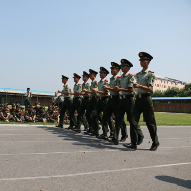 上海軍事體驗(yàn)營(yíng)是幾天呢