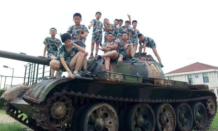 上海軍事夏令營(yíng)實(shí)惠