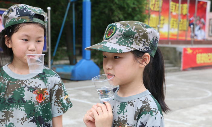 上海宜川周邊小學(xué)生夏令營多少錢