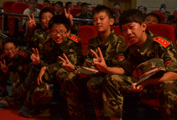 上海有沒有價(jià)格在3000到4000的軍事夏令營(yíng)？