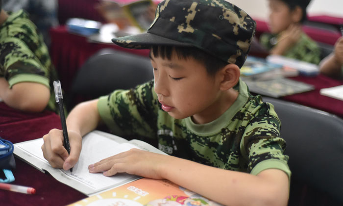 上海真人軍事CS夏令營多少錢