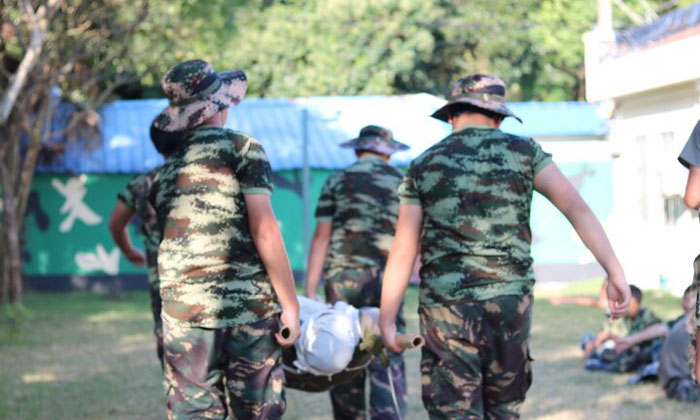 上海軍事夏令營哪家實惠