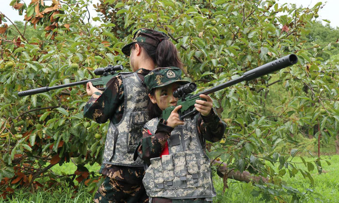 上海軍訓(xùn)夏令營哪家好