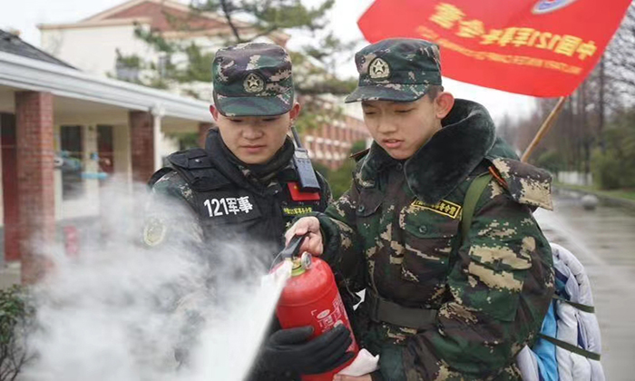 上海121軍事夏令營.jpg