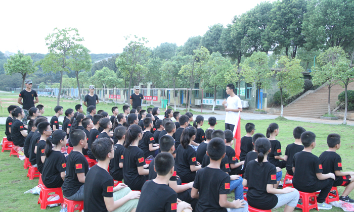 上海軍事夏令營(yíng)